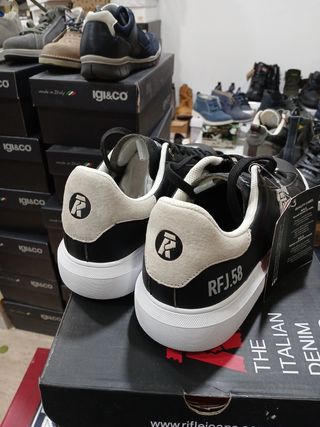 Zapatillas deportivas Rifle negras talla 40