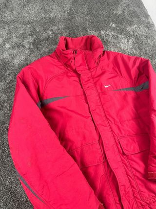 Chaqueta Nike Puffer Retro 90s Roja