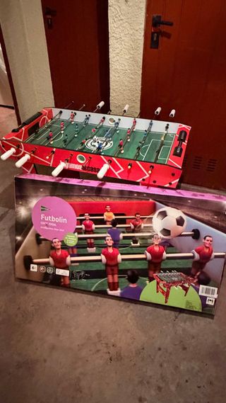 Futbolín de madera