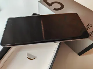 OPPO Find X5