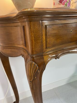 Consola de nogal tallado 175x55 cm