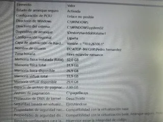 Portátil Dell Inspiron 5570