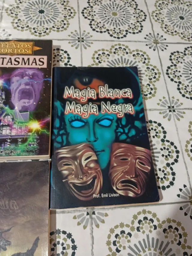 MAGIA BLANCA MAGIA NEGRA