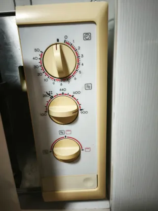 Microondas Panasonic Beige