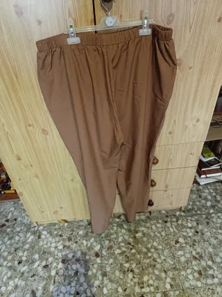 Pantalón de mujer marrón