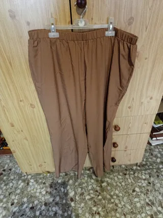 Pantalón de mujer marrón