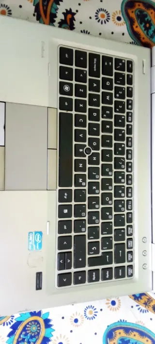 HP Elitebook 8460p para Piezas o Reparación.