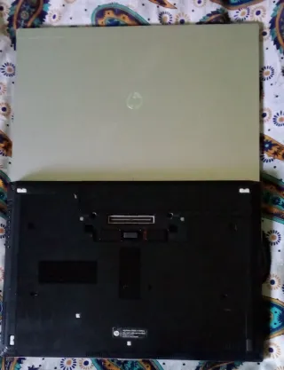 HP Elitebook 8460p para Piezas o Reparación.