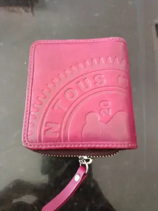 Carteras varias, de diferentes marcas y estilos