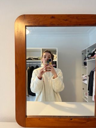 Espejo de madera con marco esquinas redondeadas