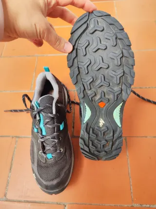 Zapatillas de montaña y trekking impermeables