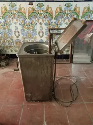 Freidora antigua industrial