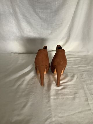 Botines tacón marrones