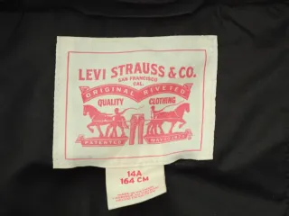 Cazadora Levi's niño negra y blanca