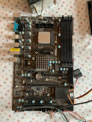 Placa Base ASRock 980DE3/U3S3