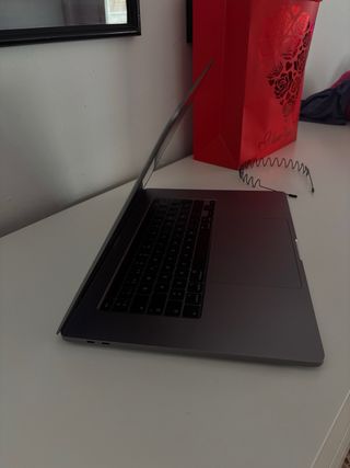 MacBook Pro Gris Espacial 2019 de 16 pulgadas