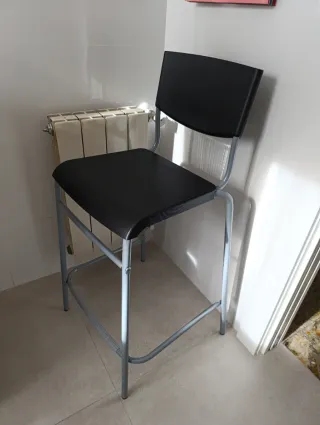 Taburete alto negro 63cm