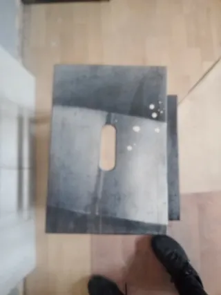 Escalera de madera oscura