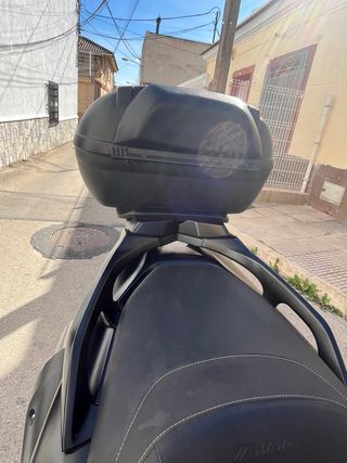 Yamaha TMAX 530 DX ABS Control Tracción