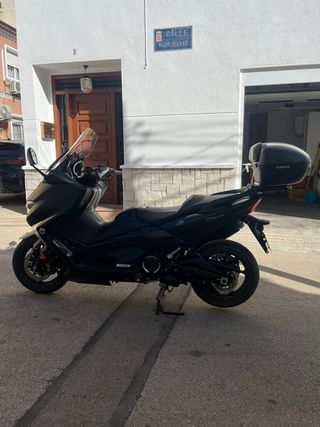 Yamaha TMAX 530 DX ABS Control Tracción