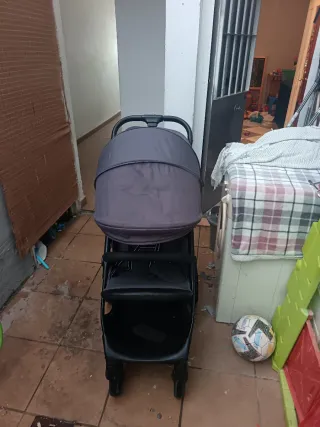 Carrito de bebé plegable