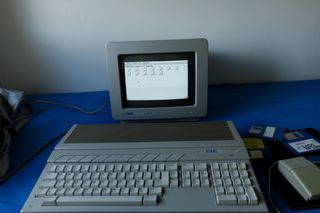 Ordenador Atari 1040 ST Gris