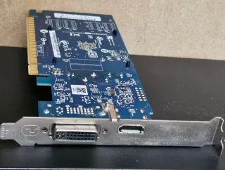 Tarjeta Gráfica GeForce GT-520 1GB HDMI