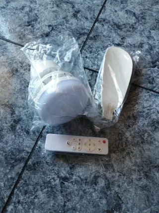 Lámpara LED con ventilador