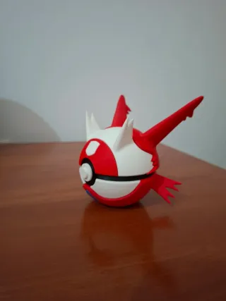 Figura Pokeball Latias