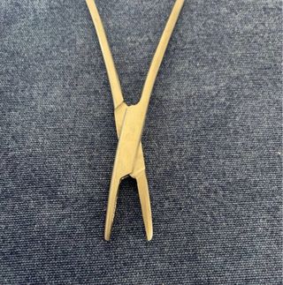 Set Strumenti Chirurgici Sutura