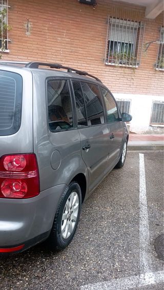 Volkswagen Touran 2010