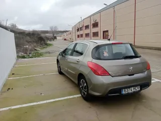 Peugeot 308 2011