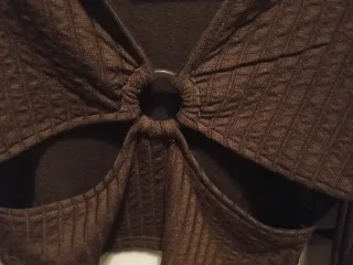 Top marrón Divided S