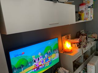 Mueble de salón blanco