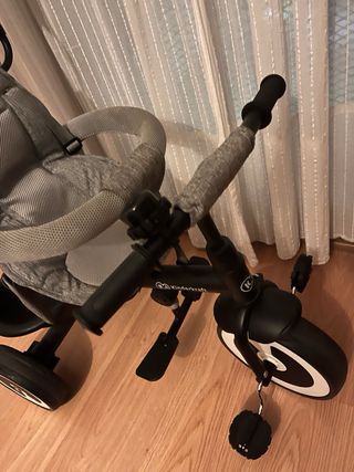 Triciclo Kinderkraft Gris