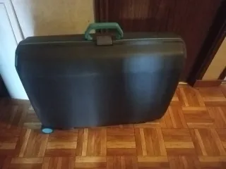 Maleta Samsonite Negra con Ruedas