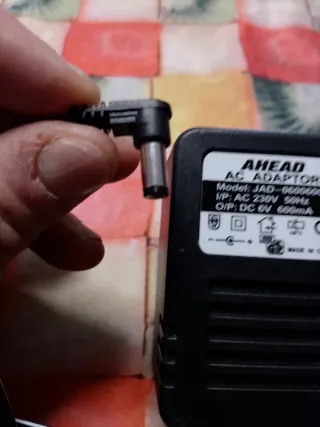 Cargador AHEAD JAD-0600600E 6V 600mA