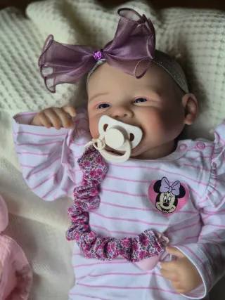 Bambino Reborn Occhi Aperti Sorridente Tomás