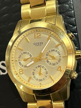 Reloj Guess Dorado Caja Cronógrafo