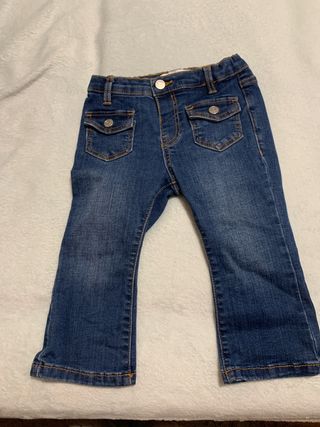 Pantalones vaqueros niña