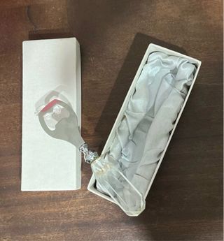 Apribottiglie con cristallo