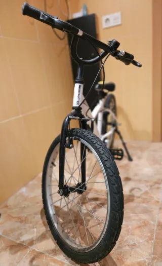 Bicicleta BTWIN 20 Blanca
