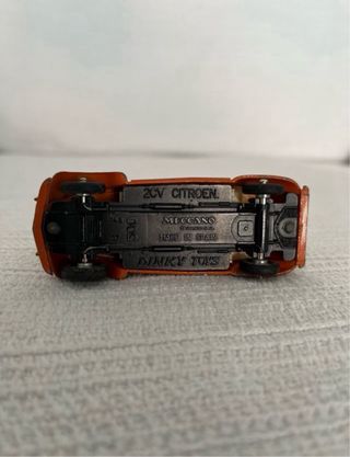 Dinky Toys: Citroen 2CV 1/43