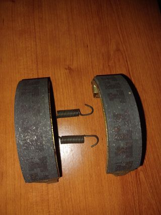 MORDAZAS FRENO KEVLAR TJT DERBI VARIANT