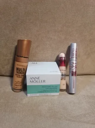 Lote maquillaje Maybelline New York y Anne Moller