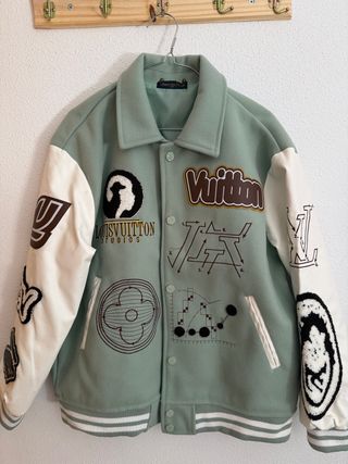 Chaqueta Louis Vuitton Verde y Blanca