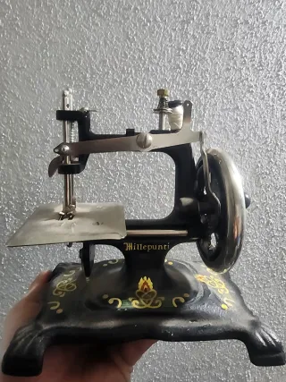 Máquina de coser antigua coleccionismo