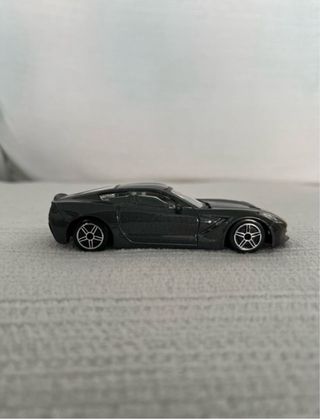 Burago: Chevrolet Corvette Stingray 2014 1/43