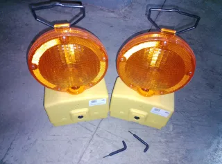 2 Luces de Obra Naranja