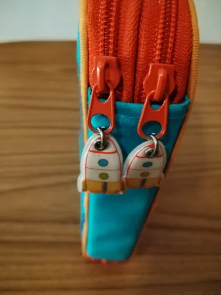 Estuche Escolar antiguo dos compartimento bastante